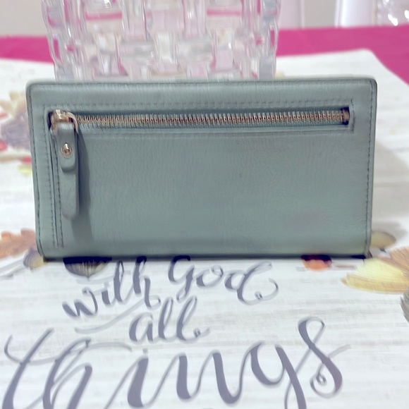 KATE SPADE ♠️ WALLET IN A VERY RARE COLOR - Picture 3 of 5
